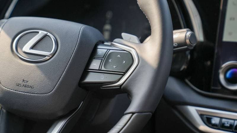 2026 Lexus RX350h PLATINUM thumbnail 4