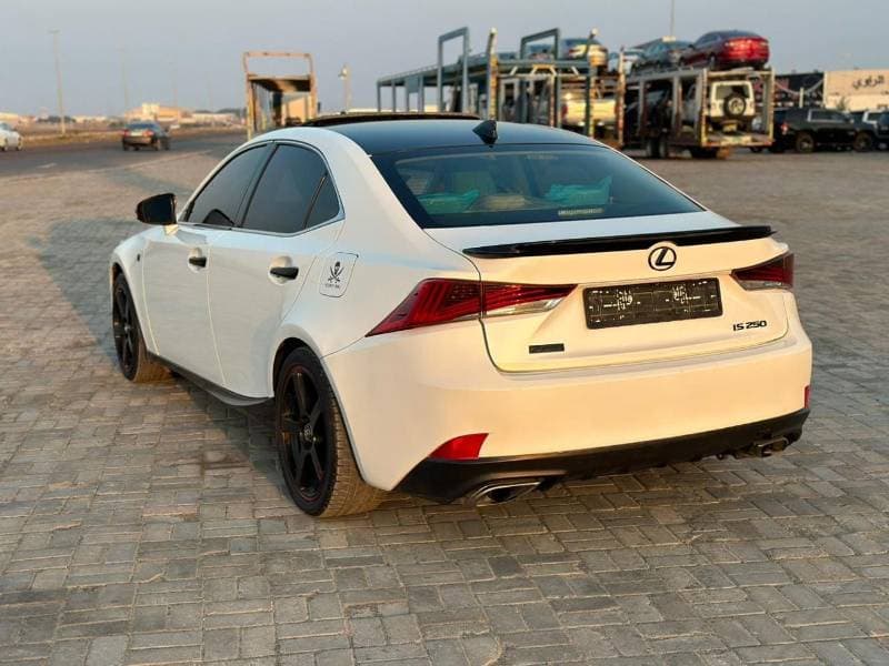 2014 Lexus IS250 PREMIER thumbnail 5