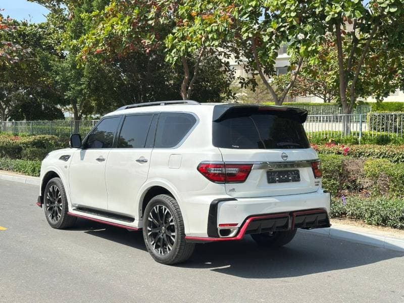2022 Nissan Patrol NISMO thumbnail 3