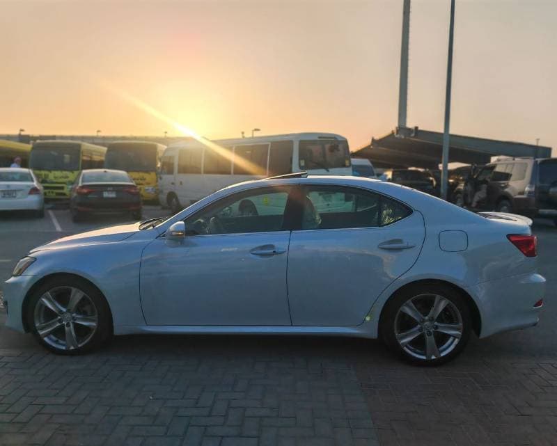 2011 Lexus IS300 LEATHER thumbnail 2