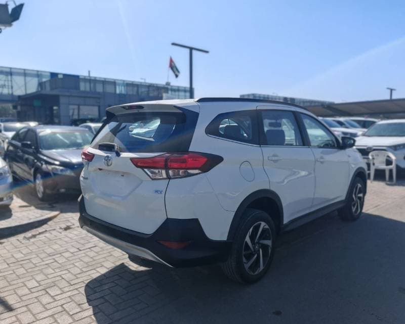 2021 Toyota Rush EX thumbnail 7