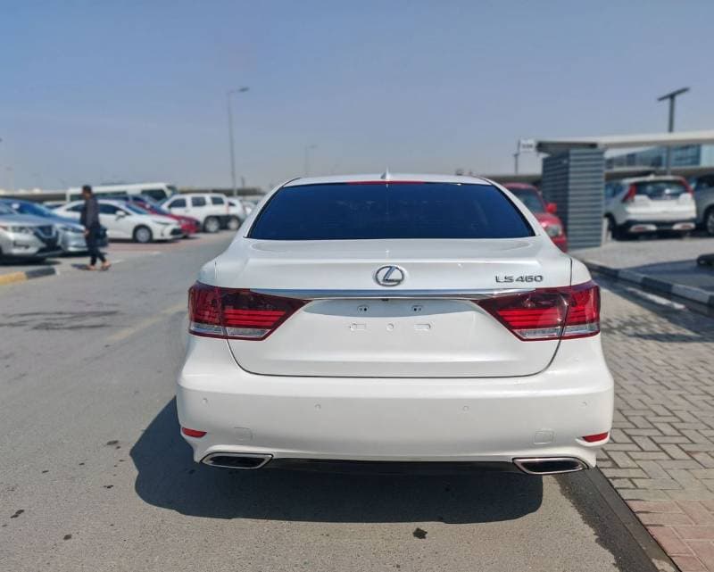 2014 Lexus LS460 F SPORT thumbnail 5