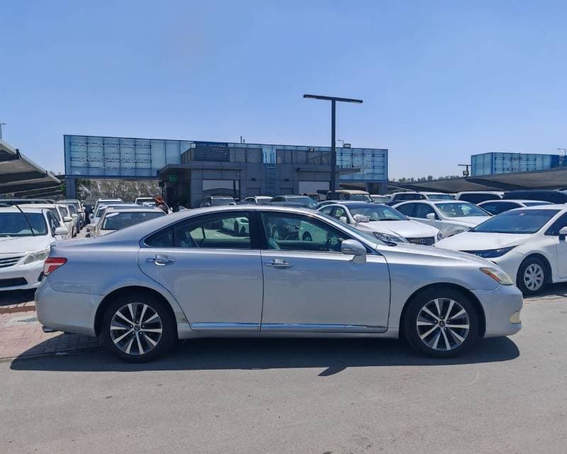 2011 Lexus ES350 BASE thumbnail 6