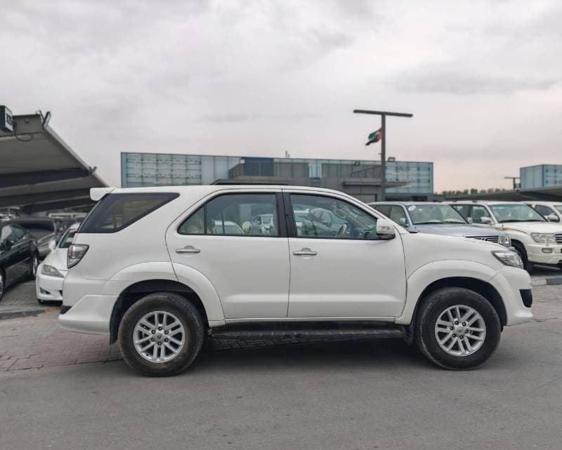 2015 Toyota Fortuner 60TH thumbnail 7