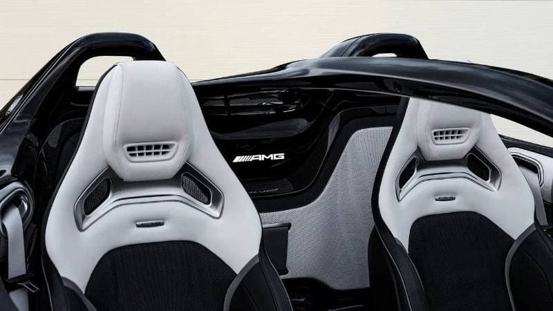 2025 Mercedes Benz C 32 Amg thumbnail 4