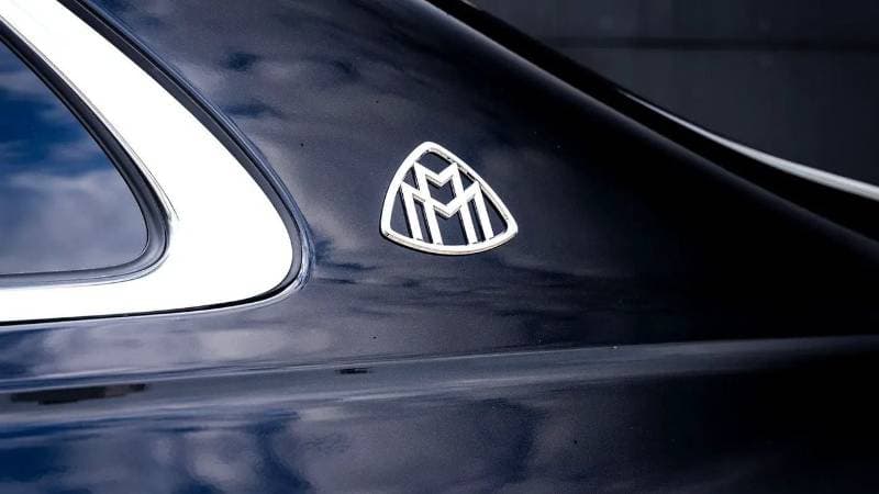 2027 Mercedes Maybach S580 Maybach thumbnail 8