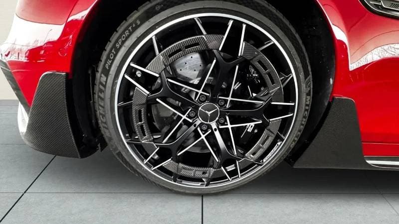 2025 Mercedes Benz C 32 Amg thumbnail 7