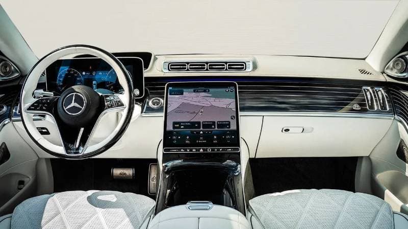 2023 Mercedes Maybach S680 Maybach thumbnail 7