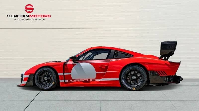 2019 Porsche 911 GT2 RS thumbnail 3