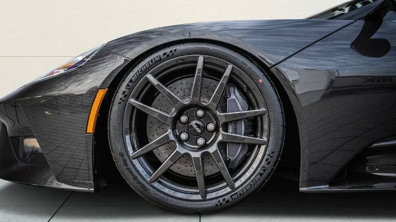 2022 Ford GT thumbnail 4