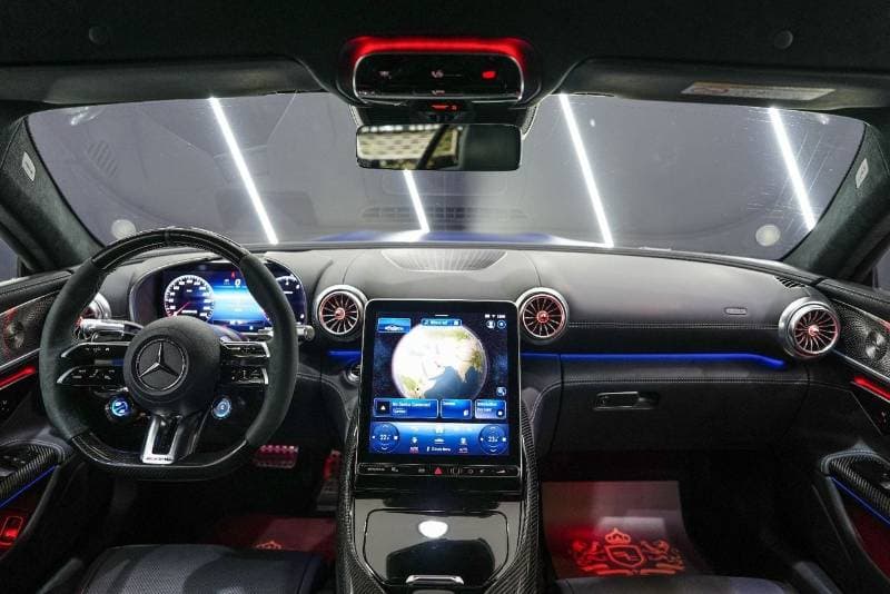 2024 Mercedes Benz AMG GT 63 thumbnail 7