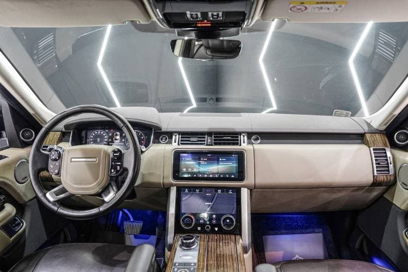 2019 Land Rover Range Rover VOGUE SE LWB thumbnail 6