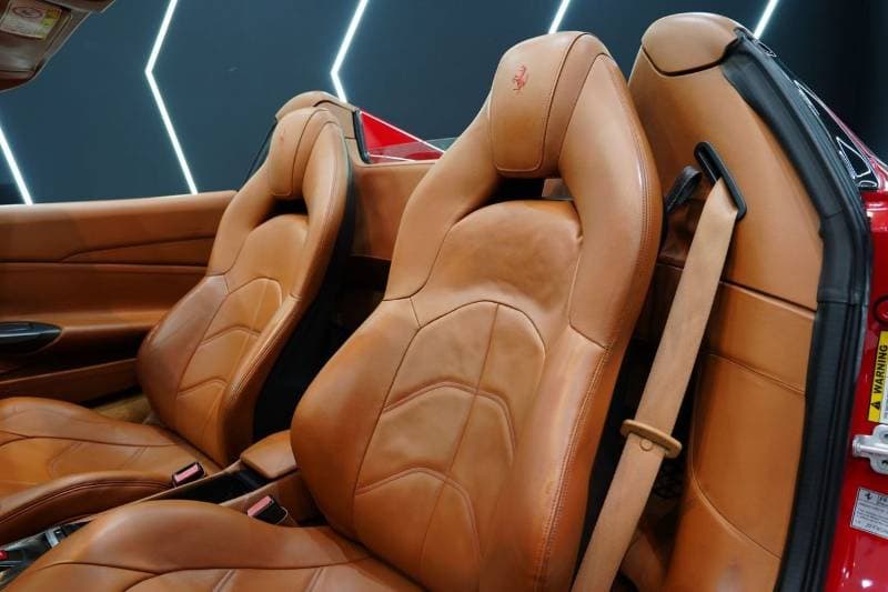 2017 Ferrari 488 Spider Spider thumbnail 7