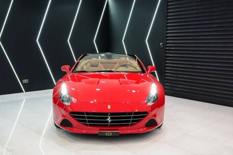 2017 Ferrari California T Handling Speciale thumbnail 2