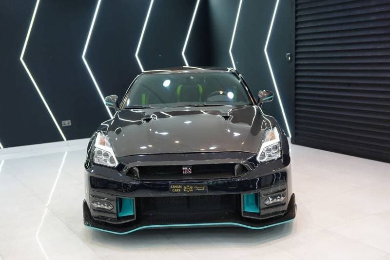 2021 Nissan GT R NISMO thumbnail 2