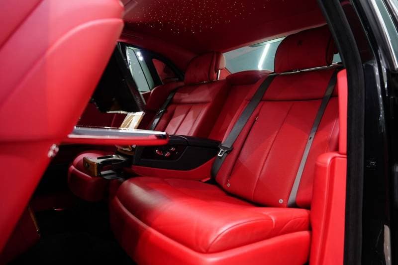 2018 Rolls Royce Phantom STANDARD thumbnail 8