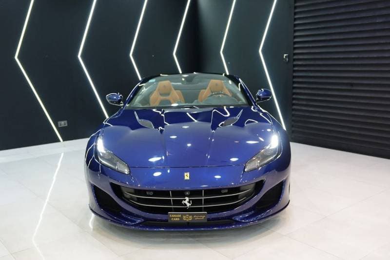 2019 Ferrari Portofino STANDARD thumbnail 3