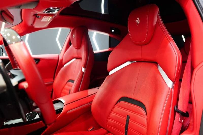 2025 Ferrari Purosangue STANDARD thumbnail 5