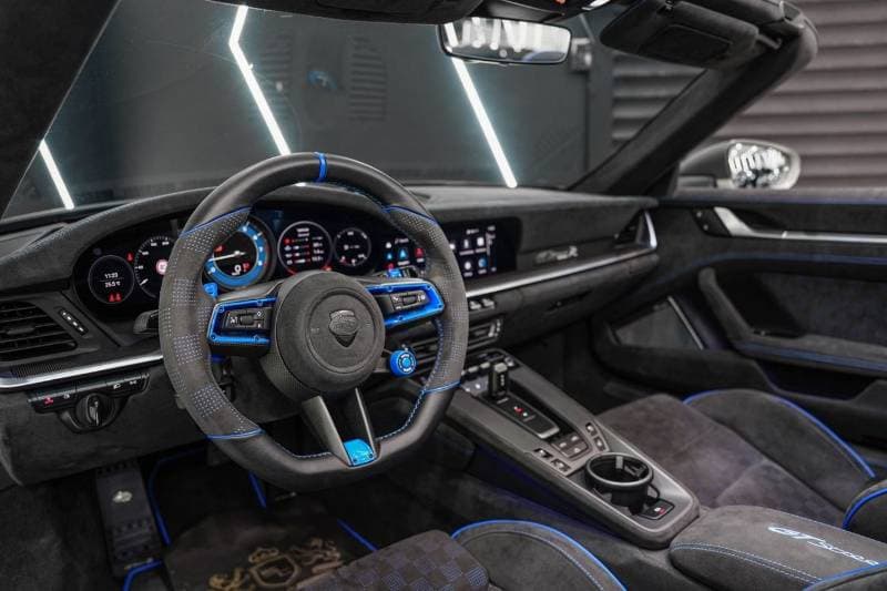 2024 Porsche 911 TURBO S thumbnail 5