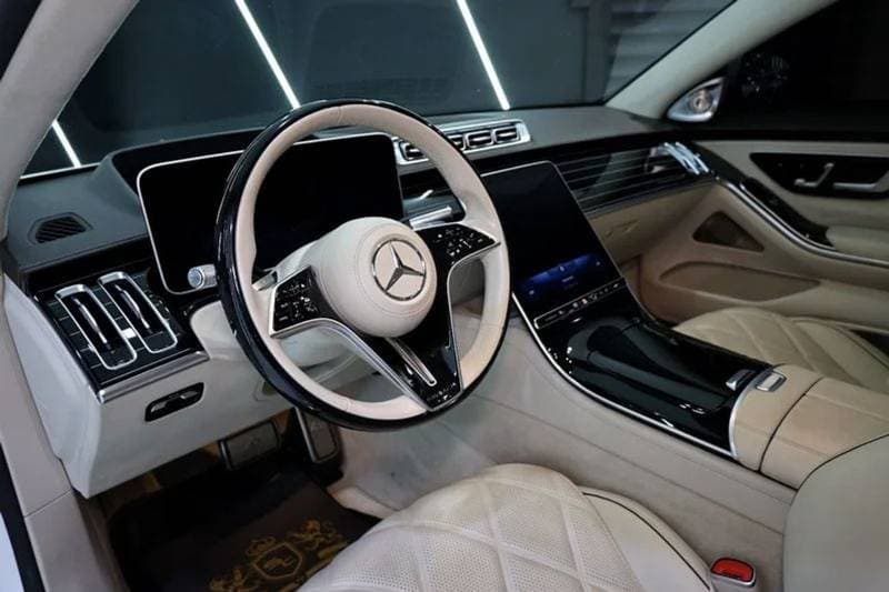 2022 Mercedes Maybach S680 Maybach Maybach thumbnail 5