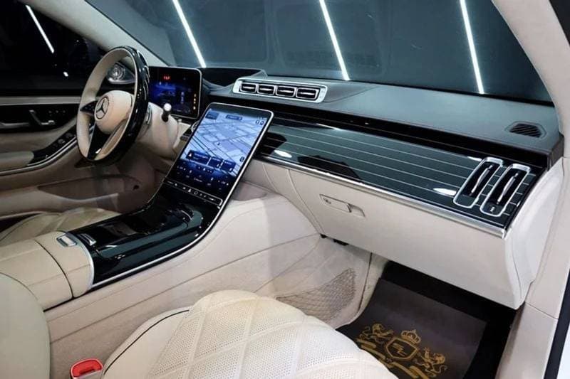 2022 Mercedes Maybach S680 Maybach Maybach thumbnail 8