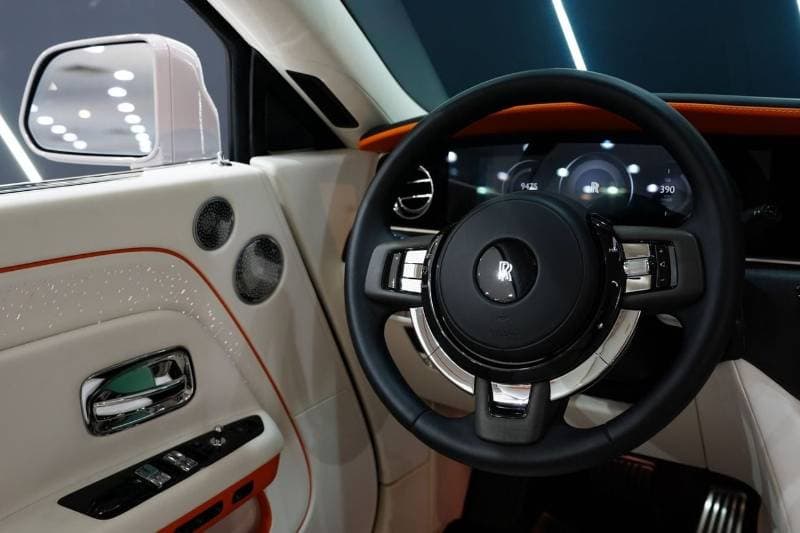 2024 Rolls Royce Spectre thumbnail 4