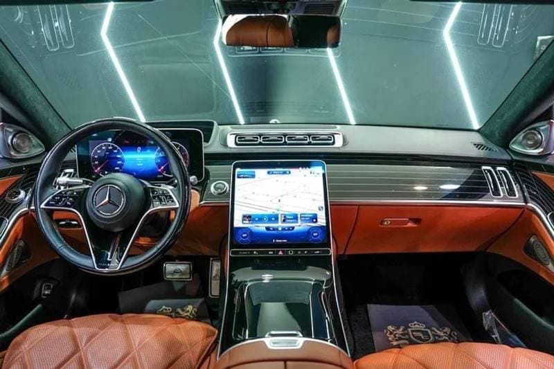 2022 Mercedes Maybach S680 Maybach Maybach thumbnail 7