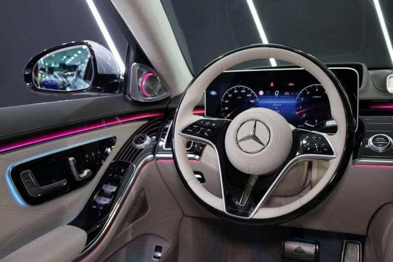 2024 Mercedes Benz S 680 MAYBACH thumbnail 4