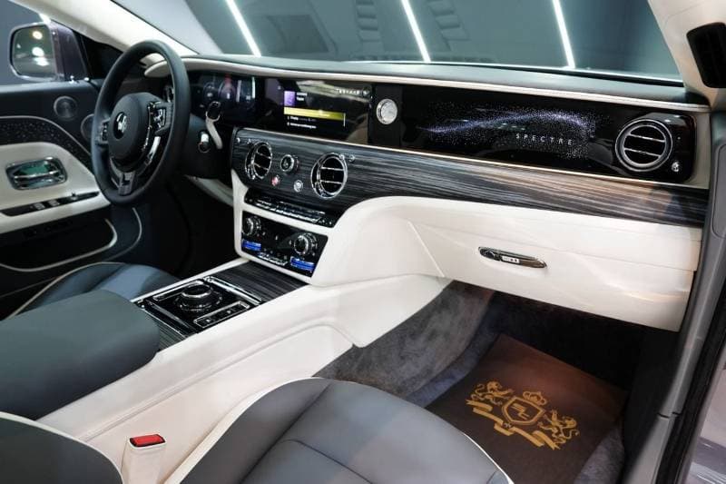 2025 Rolls Royce Spectre Standard thumbnail 8