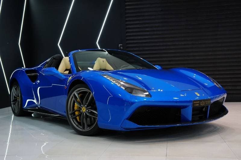 2017 Ferrari 488 Spider STANDARD thumbnail 4