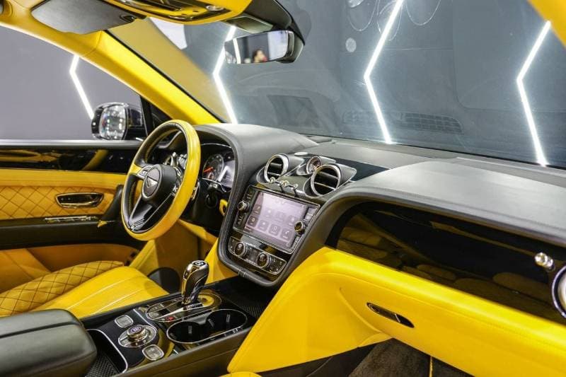2019 Bentley Bentayga MULLINER thumbnail 8