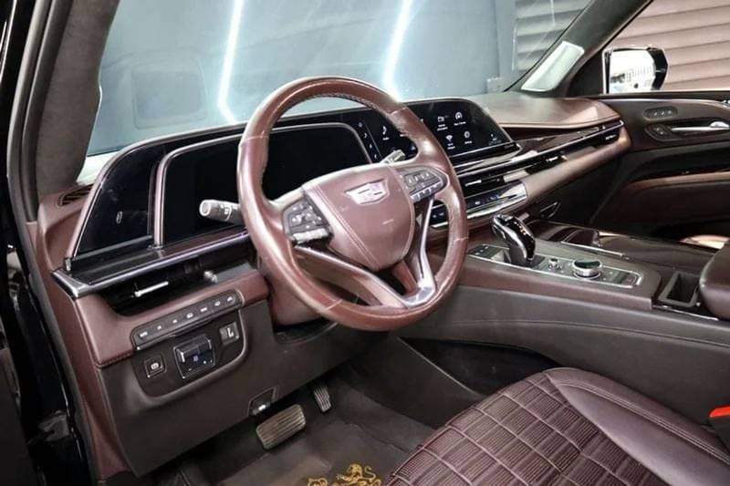 2021 Cadillac Escalade Sport Platinum thumbnail 5