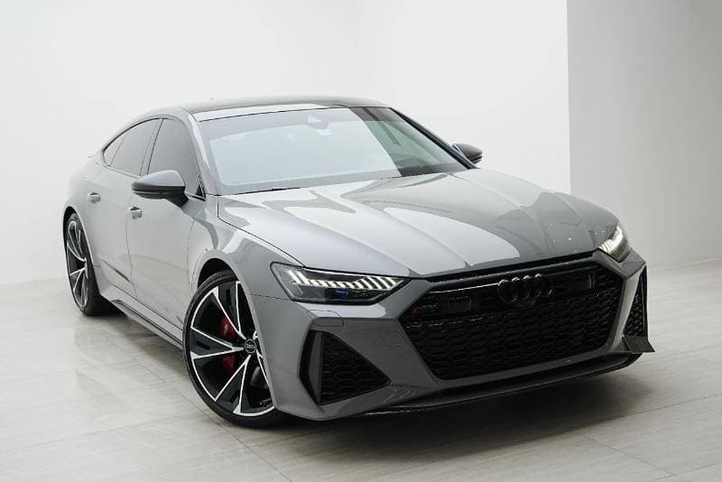 2022 Audi RS7 TFSI Quattro thumbnail 3