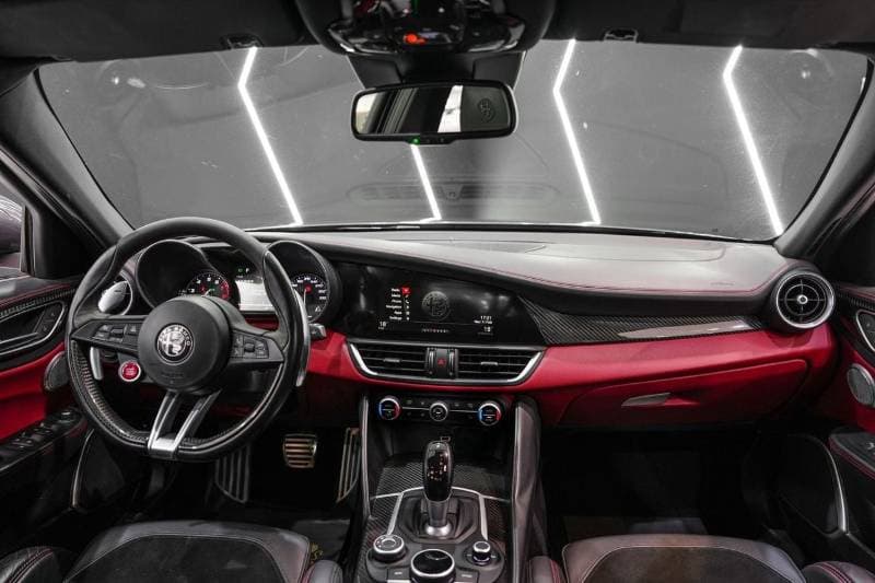 2018 Alfa Romeo Giulia QUADRIFOGLIO thumbnail 7