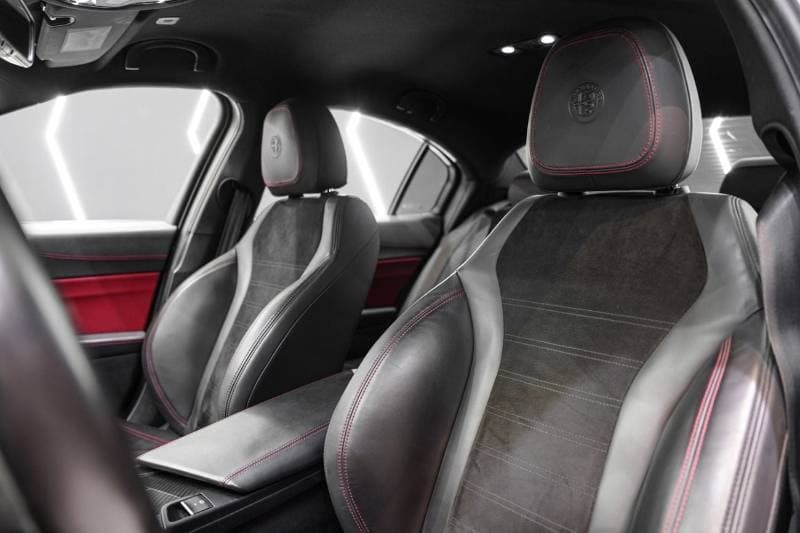 2018 Alfa Romeo Giulia QUADRIFOGLIO thumbnail 6
