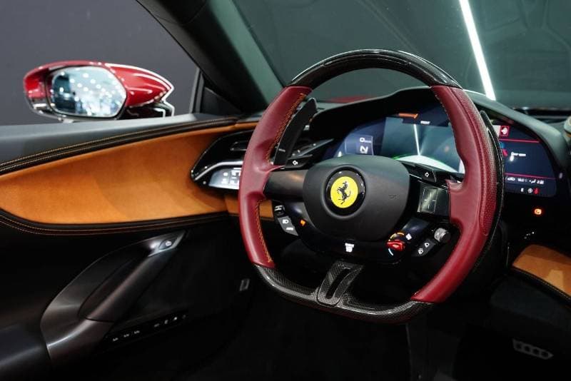 2023 Ferrari SF90 SPIDER thumbnail 5