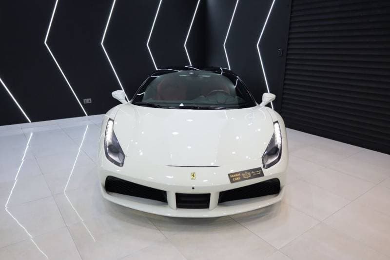 2017 Ferrari 488 thumbnail 2