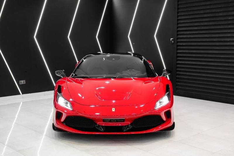 2021 Ferrari F8 Spider Spider thumbnail 2
