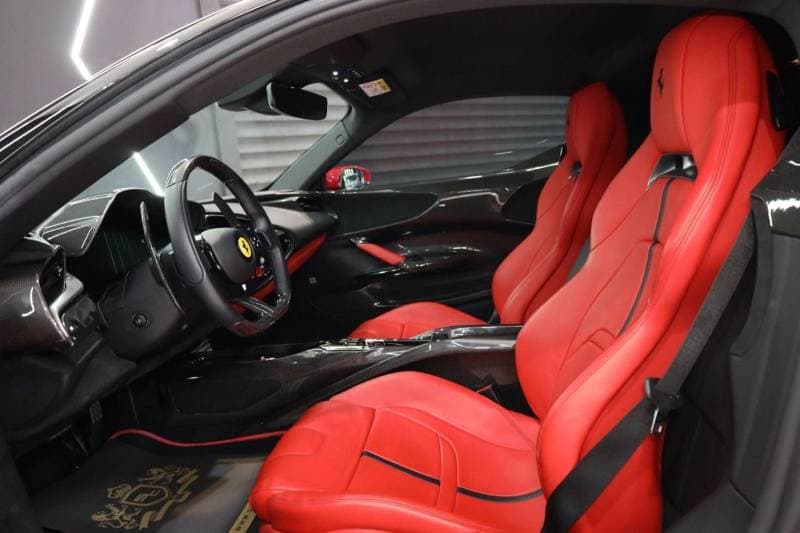 2022 Ferrari SF90 STRADALE thumbnail 8