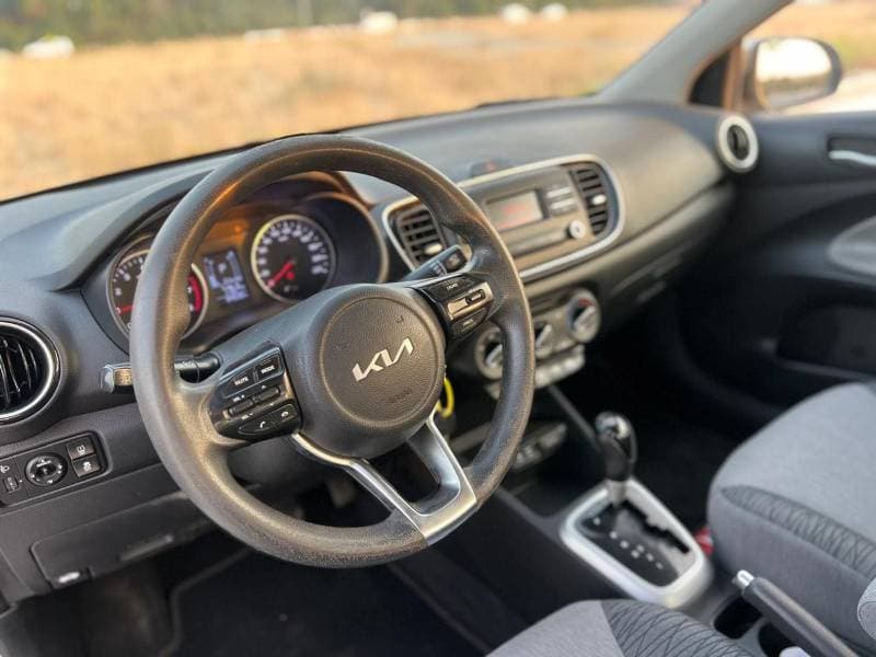 2023 Kia Pegas EX thumbnail 6