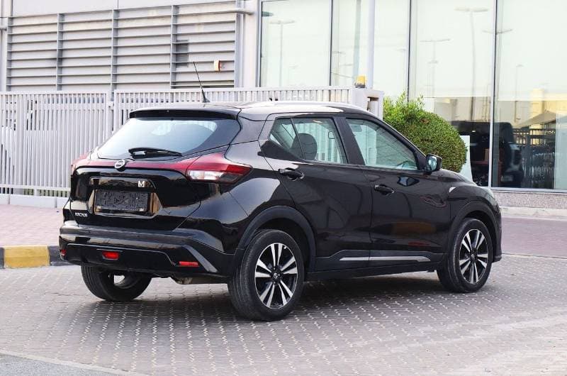 2022 Nissan Kicks SV thumbnail 8