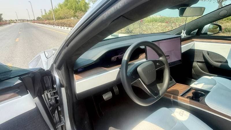 2025 Tesla Model S LONG RANGE thumbnail 7