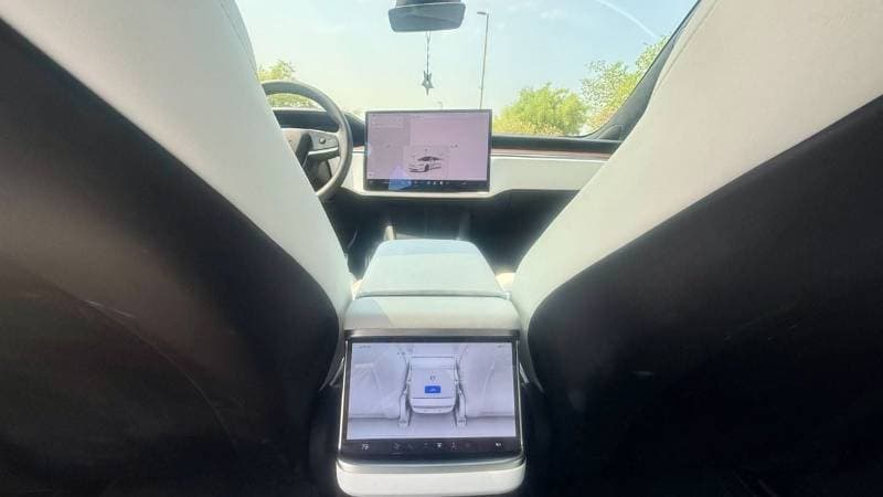 2025 Tesla Model S LONG RANGE thumbnail 5