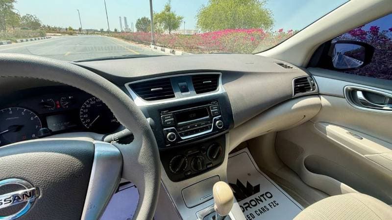 2020 Nissan Sentra SV thumbnail 8