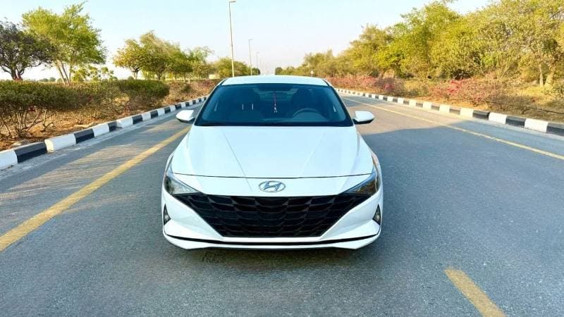 2023 Hyundai Elantra SMART thumbnail 3