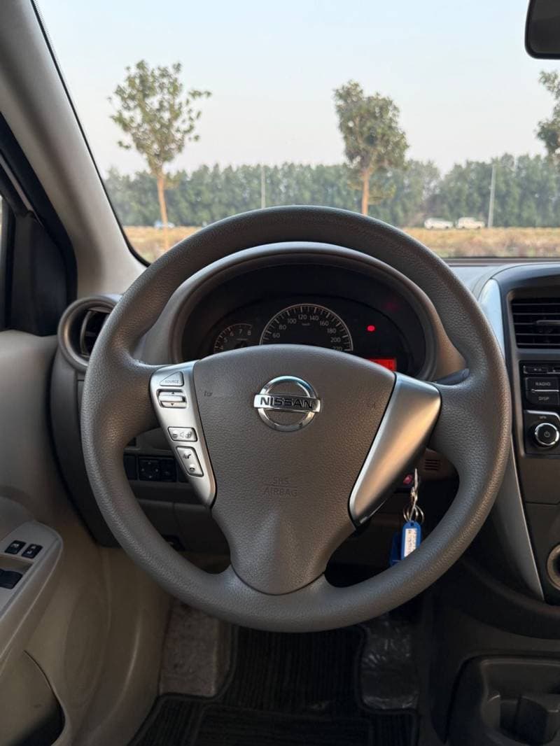 2022 Nissan Sunny SV thumbnail 6