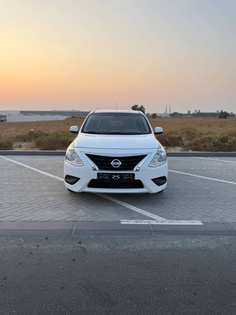 2022 Nissan Sunny SV thumbnail 2