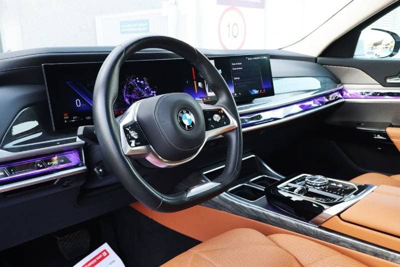 2026 BMW 735i EXCELLENCE thumbnail 5