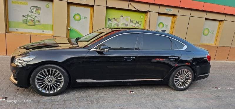 2019 Kia K900 EX thumbnail 4