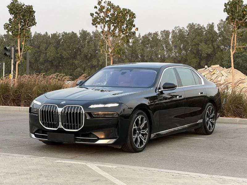 2025 BMW 735i MASTERCLASS PURE EXCELLENCE thumbnail 4